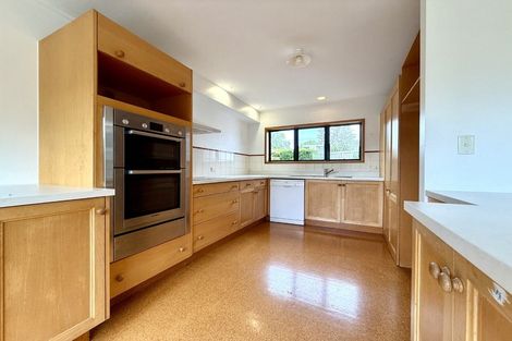 Photo of property in 42 Roland Road, Greenhithe, Auckland, 0632