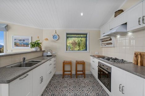 Photo of property in 45 Boons Valley Road, Waikawa, Picton, 7220