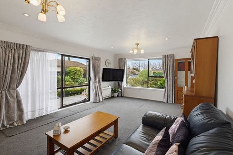 Photo of property in 69 Sarabande Avenue, Redwood, Christchurch, 8051