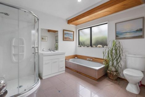 Photo of property in 22 Camden Place, Papatoetoe, Auckland, 2025