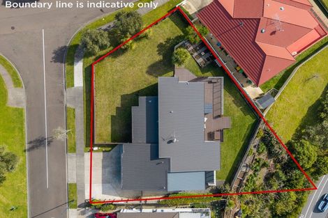 Photo of property in 1 Greenstone Place, Aotea, Porirua, 5024