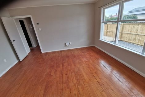 Photo of property in 15b Rimu Road, Mangere Bridge, Auckland, 2022