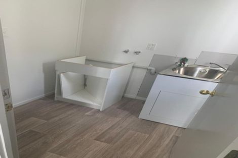 Photo of property in 156 Lynn Road, Bayview, Auckland, 0629