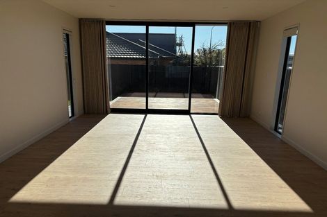 Photo of property in 1/27 Division Street, Riccarton, Christchurch, 8041