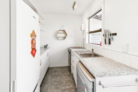 Photo of property in 8/6 Kaikoura Street, Maupuia, Wellington, 6022