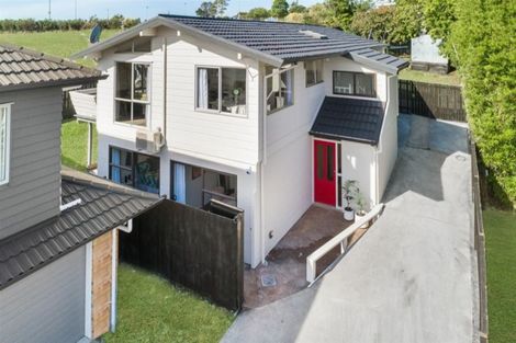 Photo of property in 45 Matuhi Rise, Henderson, Auckland, 0612