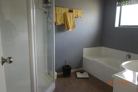 Photo of property in 56 Nottingham Drive, Hamilton East, Hamilton, 3216