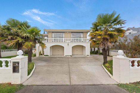 Photo of property in 44 Bradbury Road, Botany Downs, Auckland, 2010