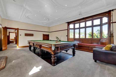 Photo of property in 6 Ridge Lane, New Plymouth, 4310