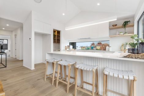 Photo of property in 16 Burkett Street, Marshland, Christchurch, 8051