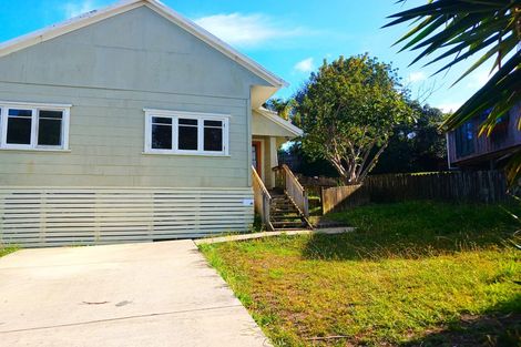 Photo of property in 4 Seascape Lane, Coopers Beach, 0420