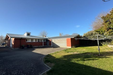 Photo of property in 11 Tuirau Place, Ilam, Christchurch, 8041