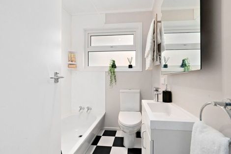 Photo of property in 10b Ceres Crescent, Johnsonville, Wellington, 6037