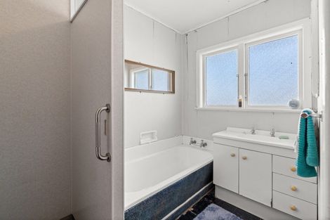 Photo of property in 70 Murphy Road, Taradale, Napier, 4112