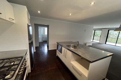 Photo of property in 9a-e Moulton Street, Moturoa, New Plymouth, 4310