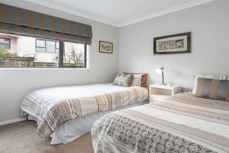 Photo of property in 5 Ullswater Place, Half Moon Bay, Auckland, 2012