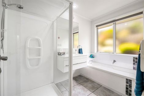 Photo of property in 39 Ridgedale Road, Silverdale, 0932