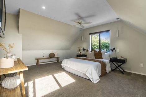 Photo of property in 3 Tranquil Glade, Hillcrest, Auckland, 0627