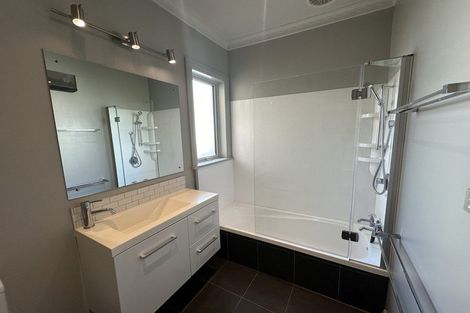 Photo of property in 20 Oakland Street, Andersons Bay, Dunedin, 9013