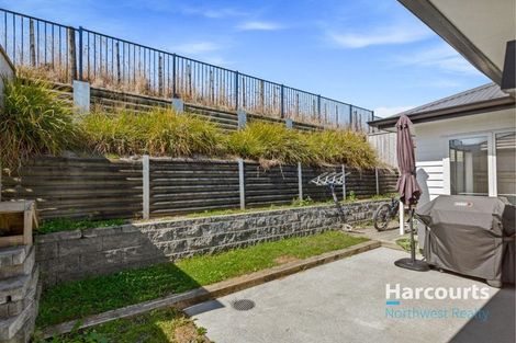 Photo of property in 48 Accolage Boulevard, Kumeu, 0810