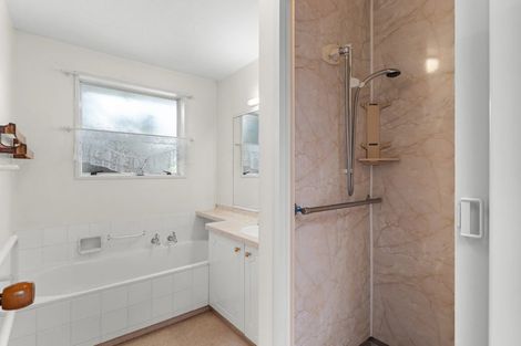 Photo of property in 1/5 Cottesmore Close, Burnside, Christchurch, 8053