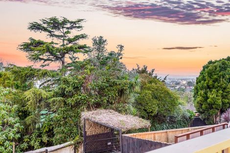 Photo of property in 1/29 Kemp Road, Massey, Auckland, 0614