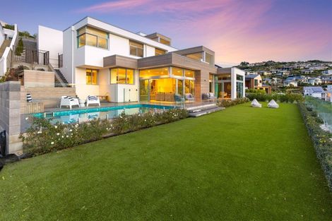 Photo of property in 6 Gazelle Lane, Redcliffs, Christchurch, 8081