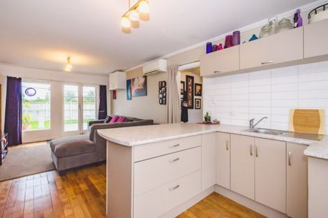 Photo of property in 15 Otaihanga Road, Otaihanga, Paraparaumu, 5036