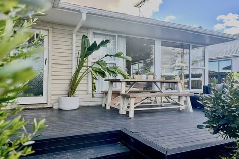 Photo of property in 120 Mountain Road, Mangere Bridge, Auckland, 2022