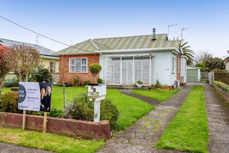 Photo of property in 11 Grant Vc Street, Hawera, 4610