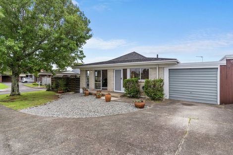 Photo of property in 1/9 Bungalore Place, Half Moon Bay, Auckland, 2012