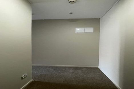 Photo of property in Alpha Apartments, 506/17 Vogel Lane, Auckland Central, Auckland, 1010
