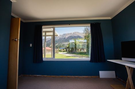 Photo of property in 23 Bell Street, Lake Hawea, Wanaka, 9382