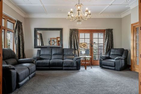 Photo of property in 24 Elmira Avenue, Hokowhitu, Palmerston North, 4410