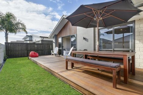 Photo of property in 6 Selliera Place, Papamoa Beach, Papamoa, 3118