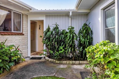 Photo of property in 84 Domett Street, Opunake, 4616