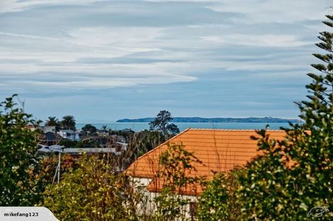 Photo of property in 643 Beach Road, Rothesay Bay, Auckland, 0630