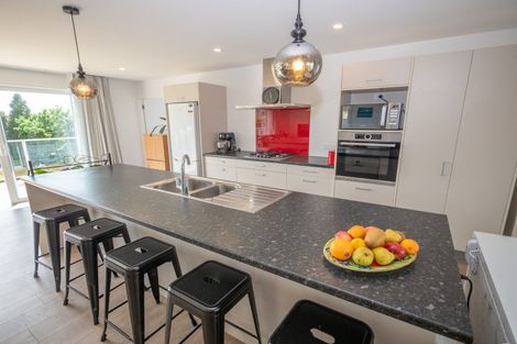 Photo of property in 5 Eagles Way, Cable Bay, 0420