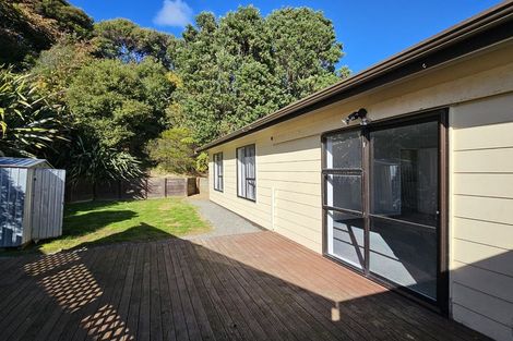 Photo of property in 154 Sievers Grove, Cannons Creek, Porirua, 5024