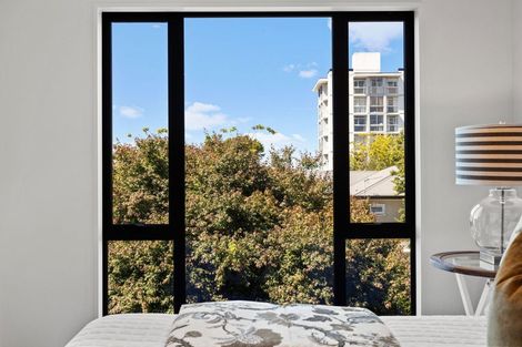 Photo of property in 2/11 Carlton Mill Road, Merivale, Christchurch, 8014