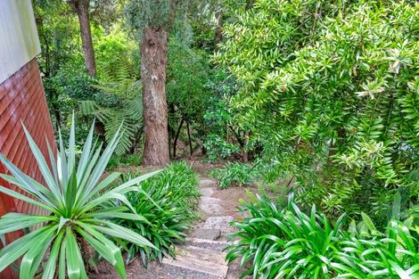 Photo of property in 37 Eugenia Rise, Totara Heights, Auckland, 2105