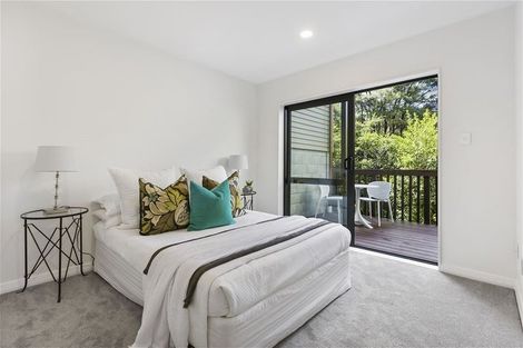 Photo of property in 24 Lorikeet Place, Unsworth Heights, Auckland, 0632