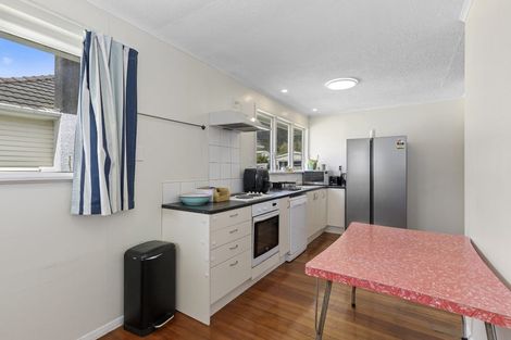 Photo of property in 1/167 Wainuiomata Road, Wainuiomata, Lower Hutt, 5014