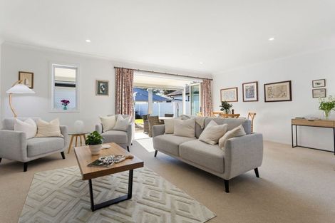 Photo of property in 22 Ruge Court, Cambridge, 3434
