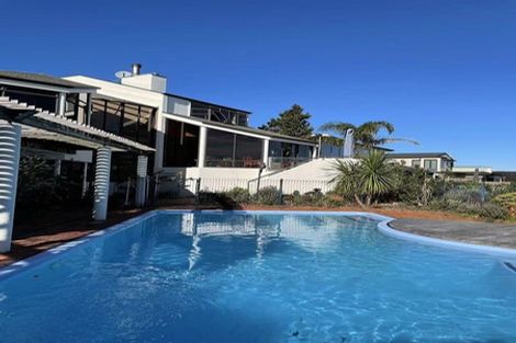 Photo of property in 74 Ardern Avenue, Stanmore Bay, Whangaparaoa, 0932