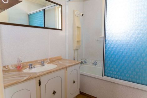 Photo of property in 28 Christian Street, Dannevirke, 4930