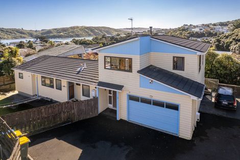 Photo of property in 5 Kinloch Place, Papakowhai, Porirua, 5024