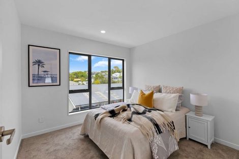 Photo of property in 20a Seine Road, Forrest Hill, Auckland, 0620