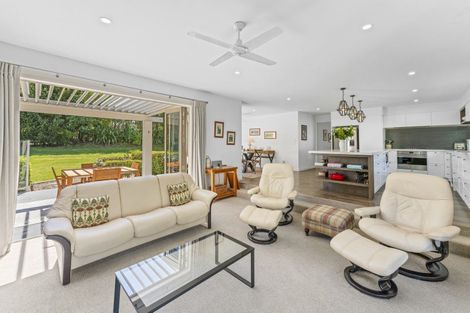 Photo of property in 66 Gillespie Place, Acacia Bay, Taupo, 3385