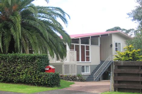 Photo of property in 34 Rehia Road, Massey, Auckland, 0614